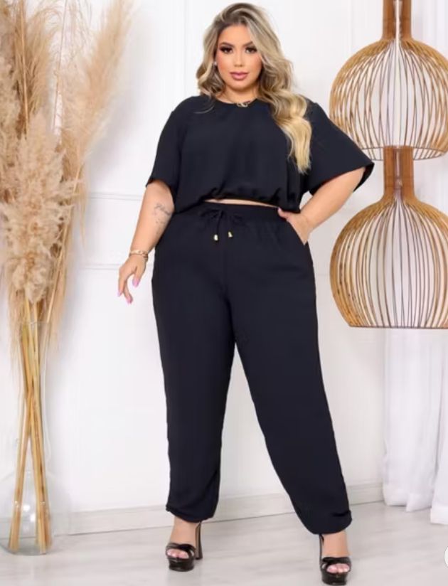 Conjunto plus size feminino solto com mangas